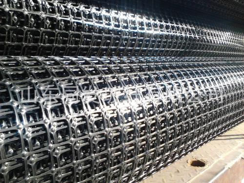 山东塑料土工格栅具有哪些优势？